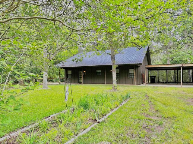347 County Road 2033, Center, TX 75935