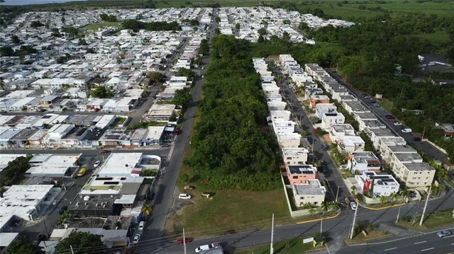 Carr 3 Kmhm #19.8, Canovanas, PR 00729