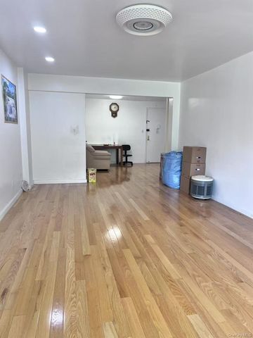 13820 31 Road #2C, Queens, NY 11354