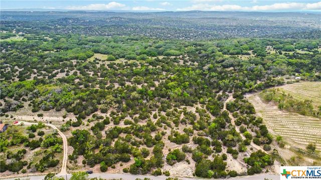 530 Lost Valley Rd, Dripping Springs, TX 78620