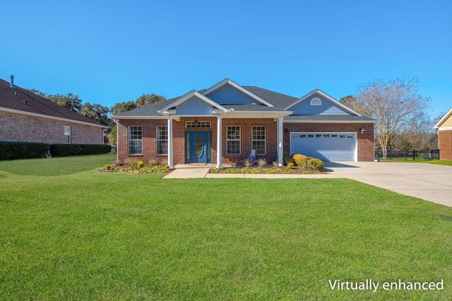 3352 Lake Run Dr, Tallahassee, FL 32309