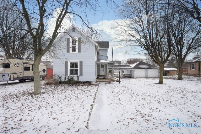 30 Grand Ave, Tiffin, OH 44883