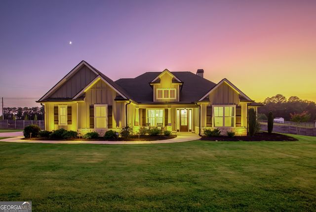 155 Graceton Farms Dr, Senoia, GA 30276