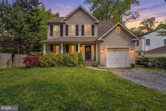 11 Evergreen Rd, Mount Laurel, NJ 08054