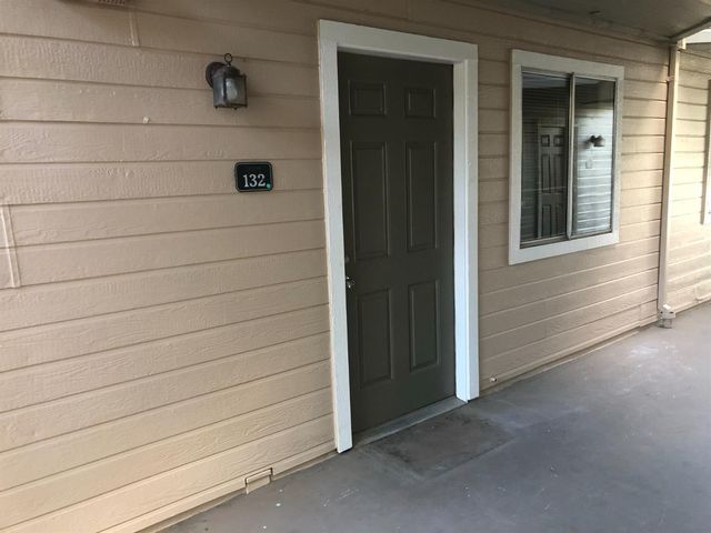 1019 Dornajo Way #132, Sacramento, CA 95825