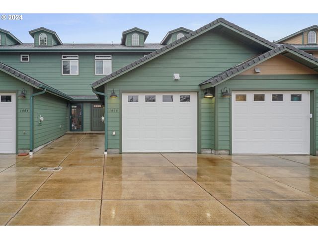 1666 32nd St, Florence, OR 97439