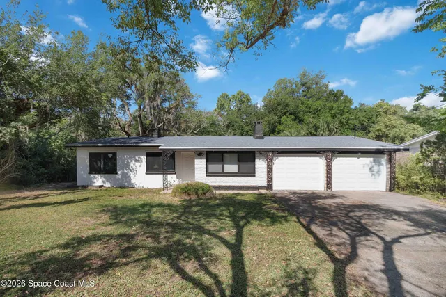 2530 Pine Ave, Mims, FL 32754