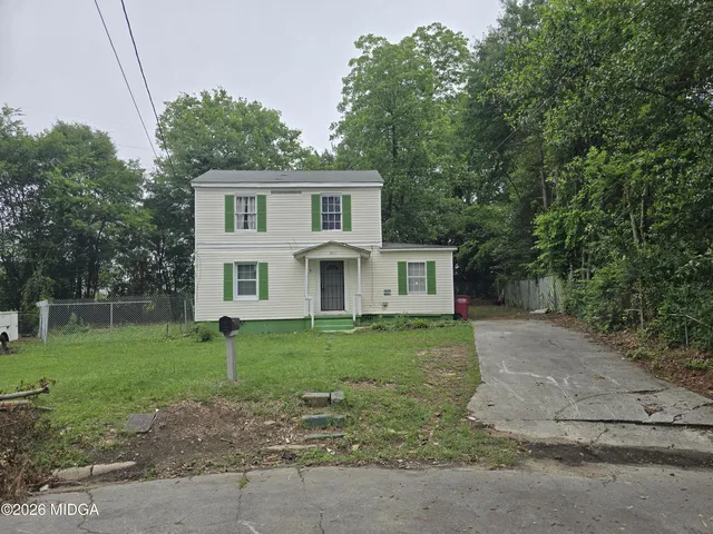 3866 Myrtle Ct, Macon, GA 31206