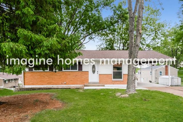 4340 Kym Dr, Saint Louis, MO 63129