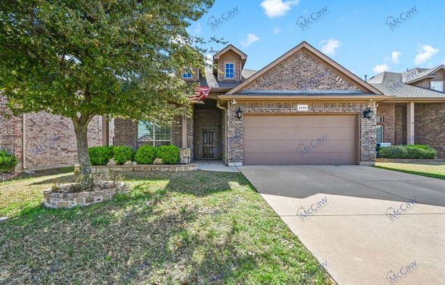 2236 Frosted Willow Ln, Fort Worth, TX 76177