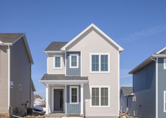 827 Indigo Ln, Waunakee, WI 53597
