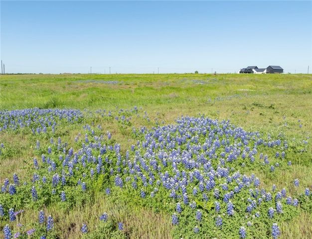 154 Willow Moon Ranch Rd, Crawford, TX 76638