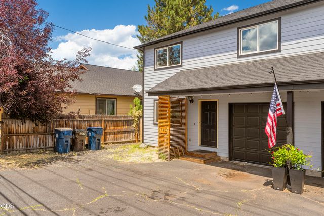 720 E  Cascade Ave, Sisters, OR 97759