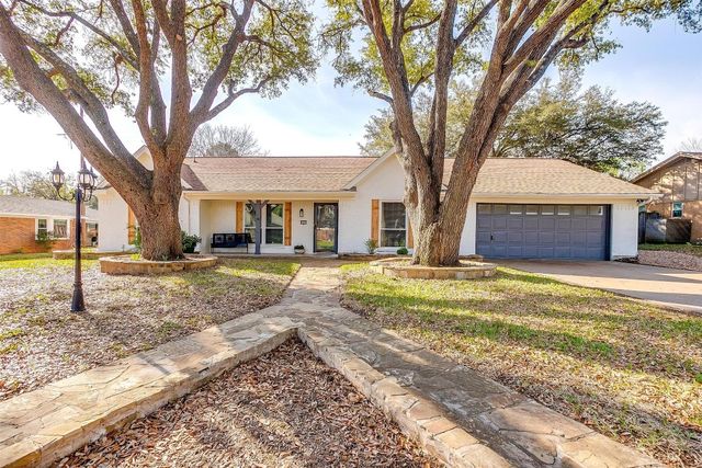 1107 Trace Rd, Cleburne, TX 76033