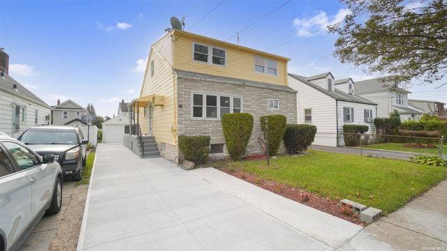 Condos For Sale In New Hyde Park Ny