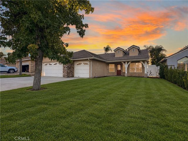 31119 Larchwood St, Menifee, CA 92584