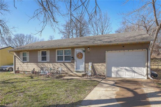 2500 S  Crescent Ave, Independence, MO 64052