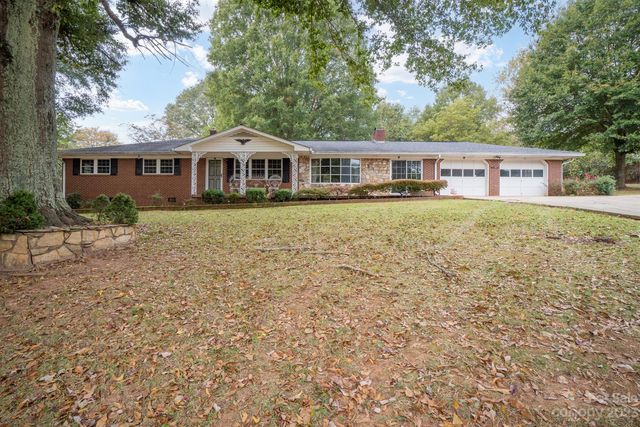 1602 Eaves Rd, Shelby, NC 28152