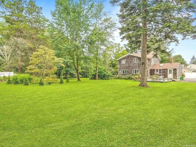 599 S Country Road, East Patchogue, NY 11772