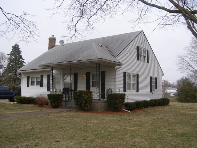 435 S  Irvine St, Kirkwood, IL 61447