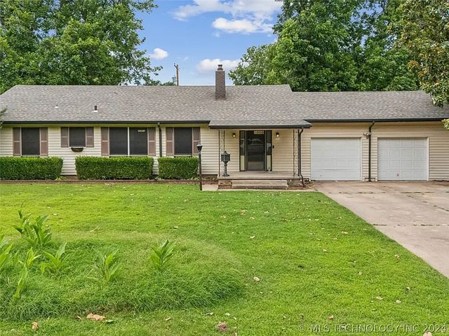 5520 S  Madison Ave, Tulsa, OK 74105
