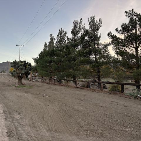 5639 S  Kelso Valley Rd, Weldon, CA 93283