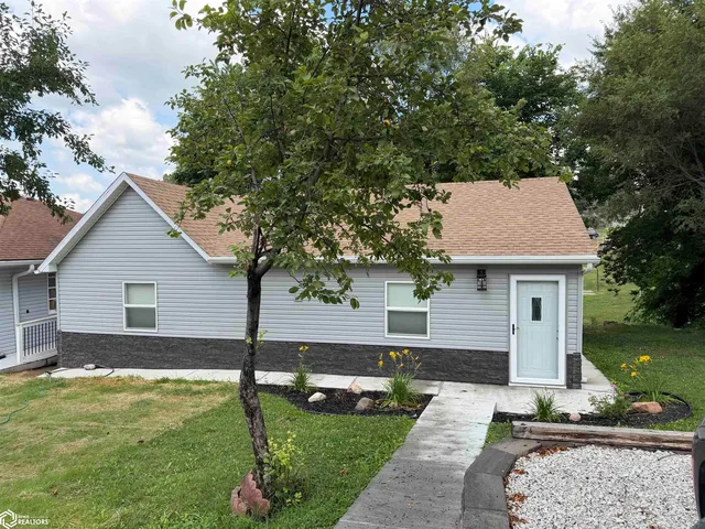 1016 3rd Ave N, Denison, IA 51442