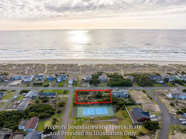1905 NW Oceania Dr, Waldport, OR 97394