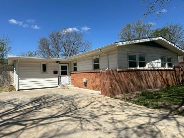 2833 S  Glenn Ave, Wichita, KS 67217