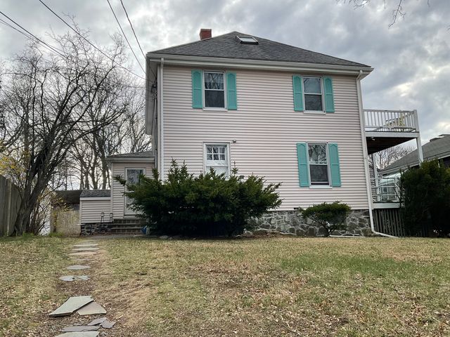 160 Jersey St #2, Marblehead, MA 01945