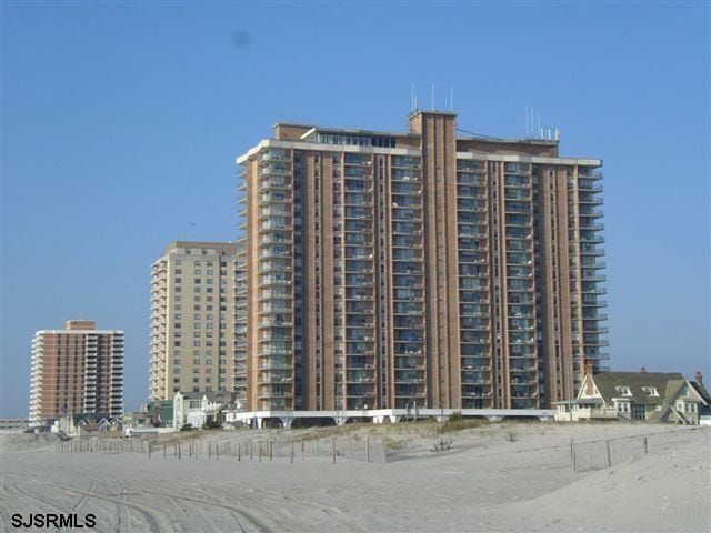 4800 Boardwalk #200, Ventnor City, NJ 08406