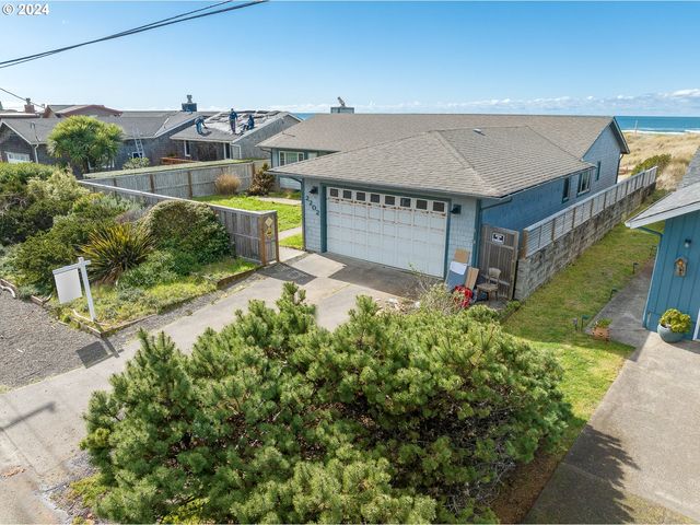 2202 NW Oceania Dr, Waldport, OR 97394