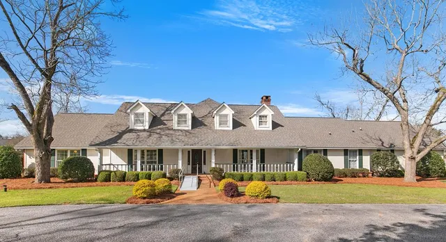 102 Ormond Ct, Dothan, AL 36303
