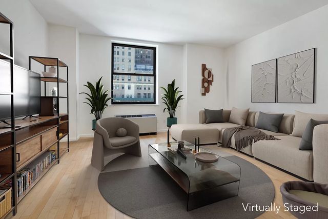 20 West St #4F, New York, NY 10004