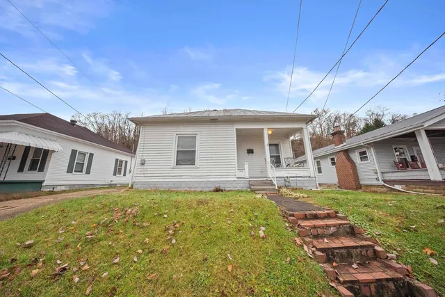 5230 Williams Ave, Ashland, KY 41101