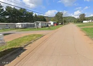 215 Stanley Valley Rd, Rogersville, TN 37857