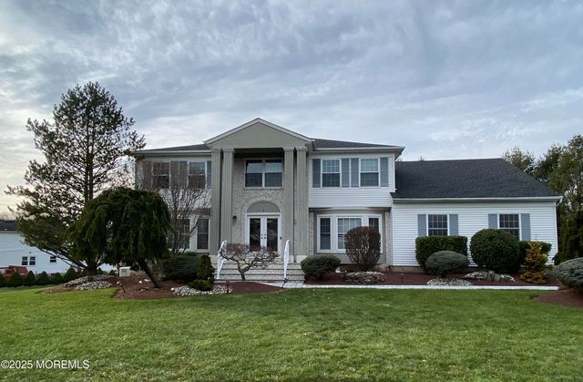 7 Erte Place, Marlboro, NJ 07746