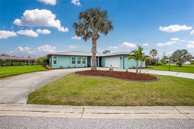 52 Golfview Ter, Rotonda West, FL 33947