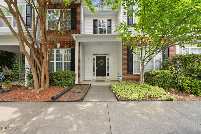 126 Star Thistle Ln, Cary, NC 27513