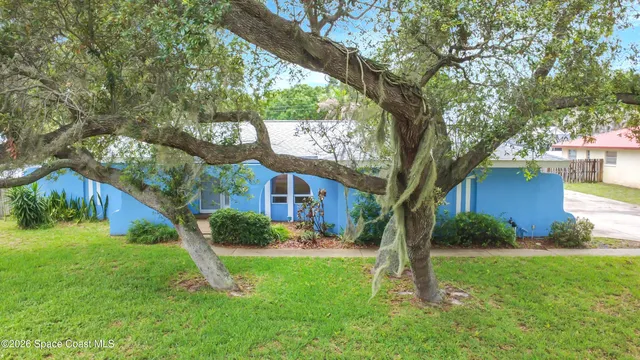 1270 Shady Ln, Merritt Island, FL 32952
