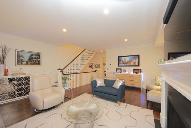 69 Riverdale Ave #503, Greenwich, CT 06830