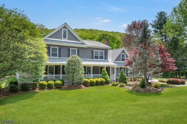 87 Old Denville Rd, Boonton, NJ 07005