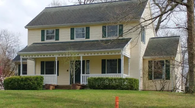 3338 E  Smoky Mountain Dr, Lawrenceburg, IN 47025