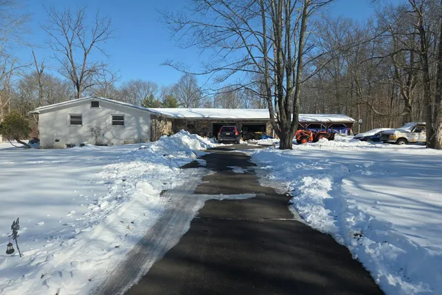 4879 Tollgate Rd, New Hope, PA 18938