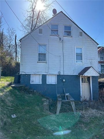 206 Arch St, Brownsville, PA 15417
