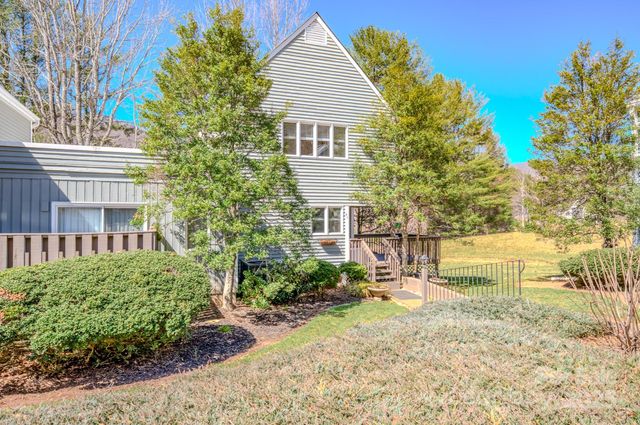 1A Lynx Dr #A, Black Mountain, NC 28711