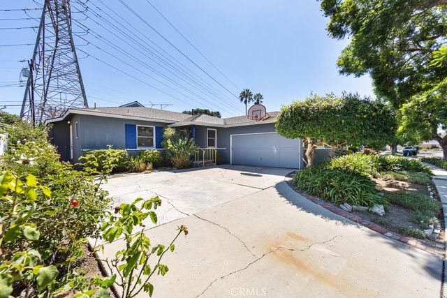 868 Stevely Ave, Long Beach, CA 90815
