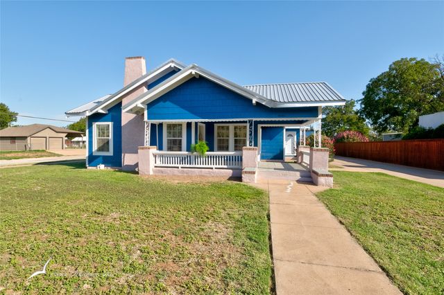 1001 E  Wells St, Stamford, TX 79553