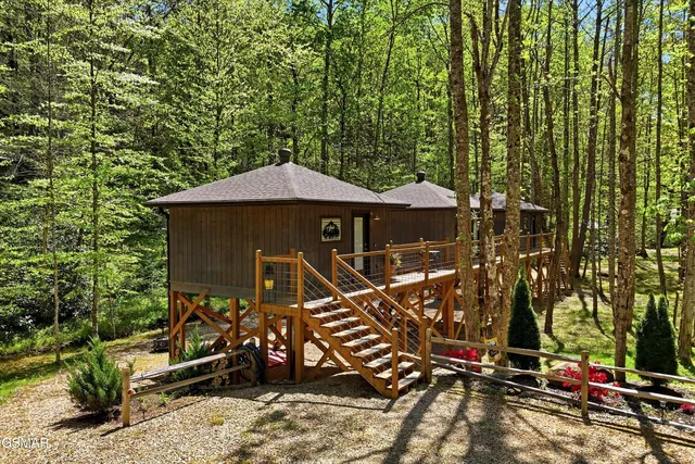 750 Caney Creek Rd, Cosby, TN 37722