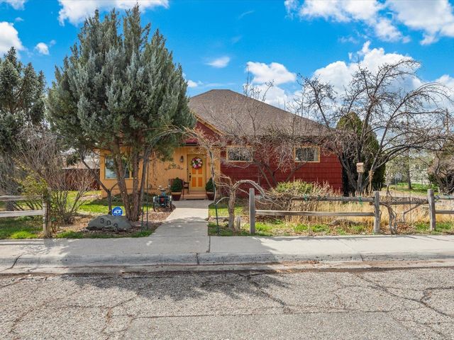 309 W  5th St, Palisade, CO 81526